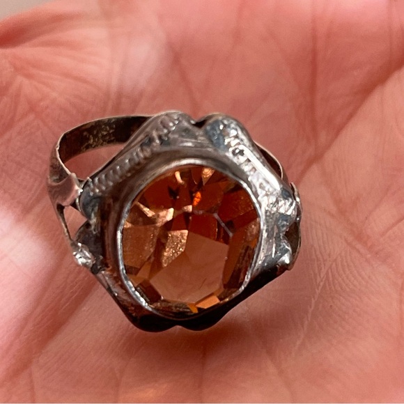 Antique Art Deco 1920’s Sterling Silver Amber Glass Victorian Signet Ring - Picture 17 of 17